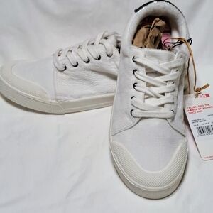 Roxy Pierview White/Silver Low Top Soft Fabric Sneakers Women's Size 8 NWT
